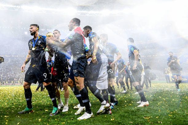 篮球合同的 篮球合同的