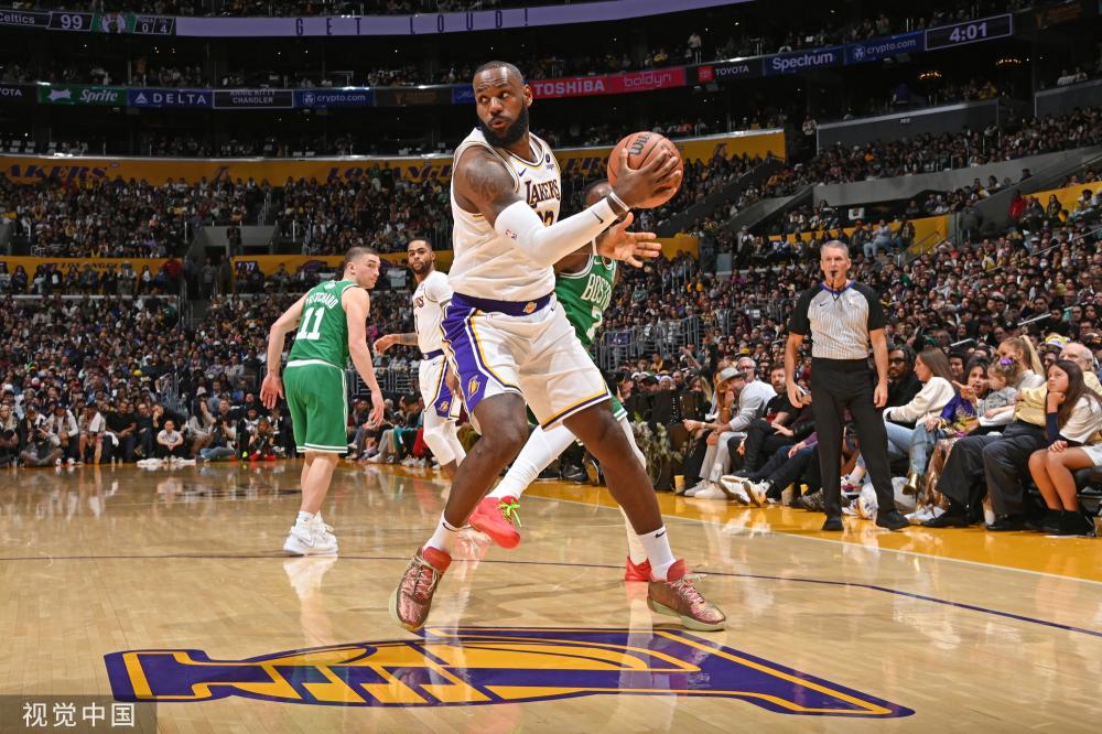 凭借出色的 凭借出色的