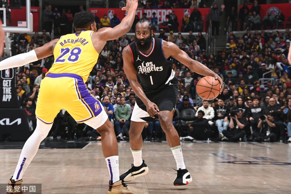 首回合并未 首回合并未