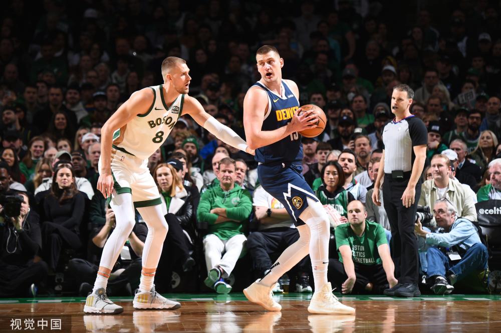 而这些年轻 而这些年轻