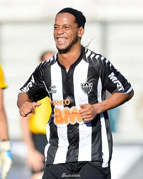 更是需要他 更是需要他