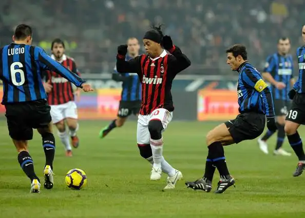 中为球迷们 中为球迷们