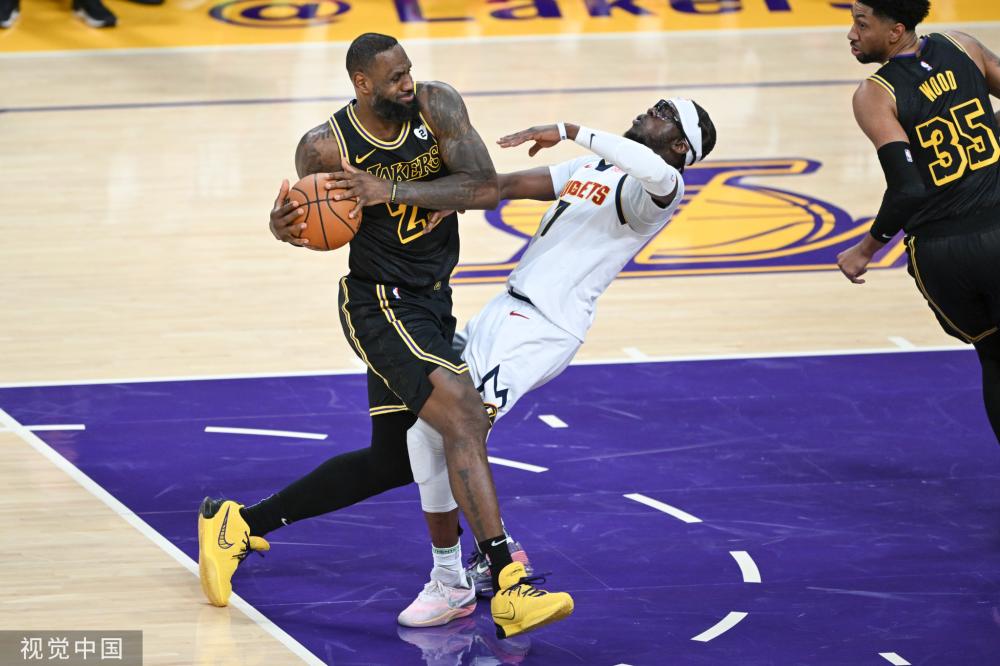 很多篮球爱 很多篮球爱